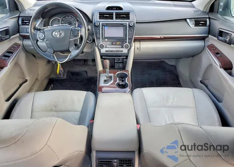 2012 Toyota Camry Base z USA, uszkodzony, nr VIN 4T4BF1FK8CR212231